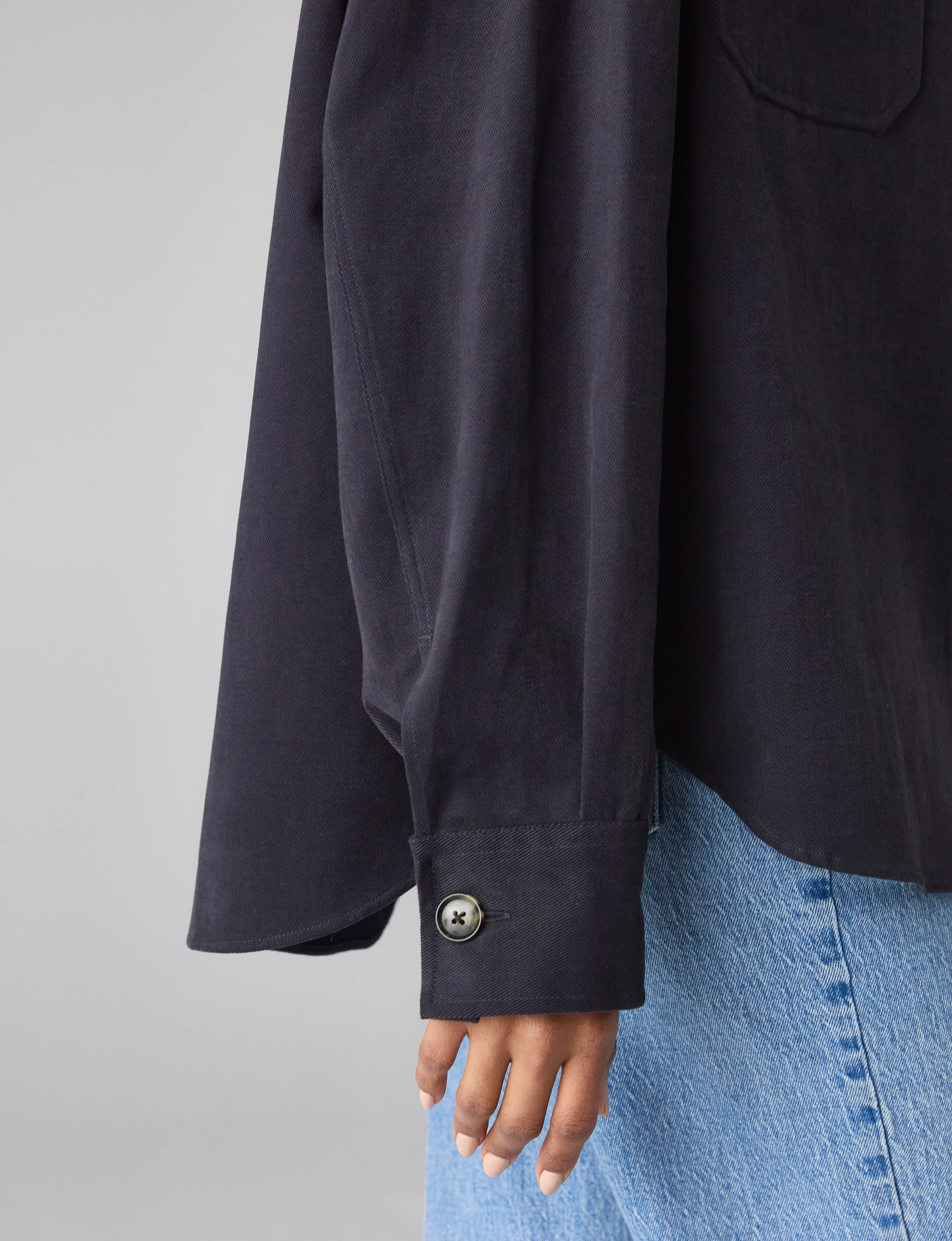 Stow Overshirt: Brushed Twill, Navy Blue - Image 6
