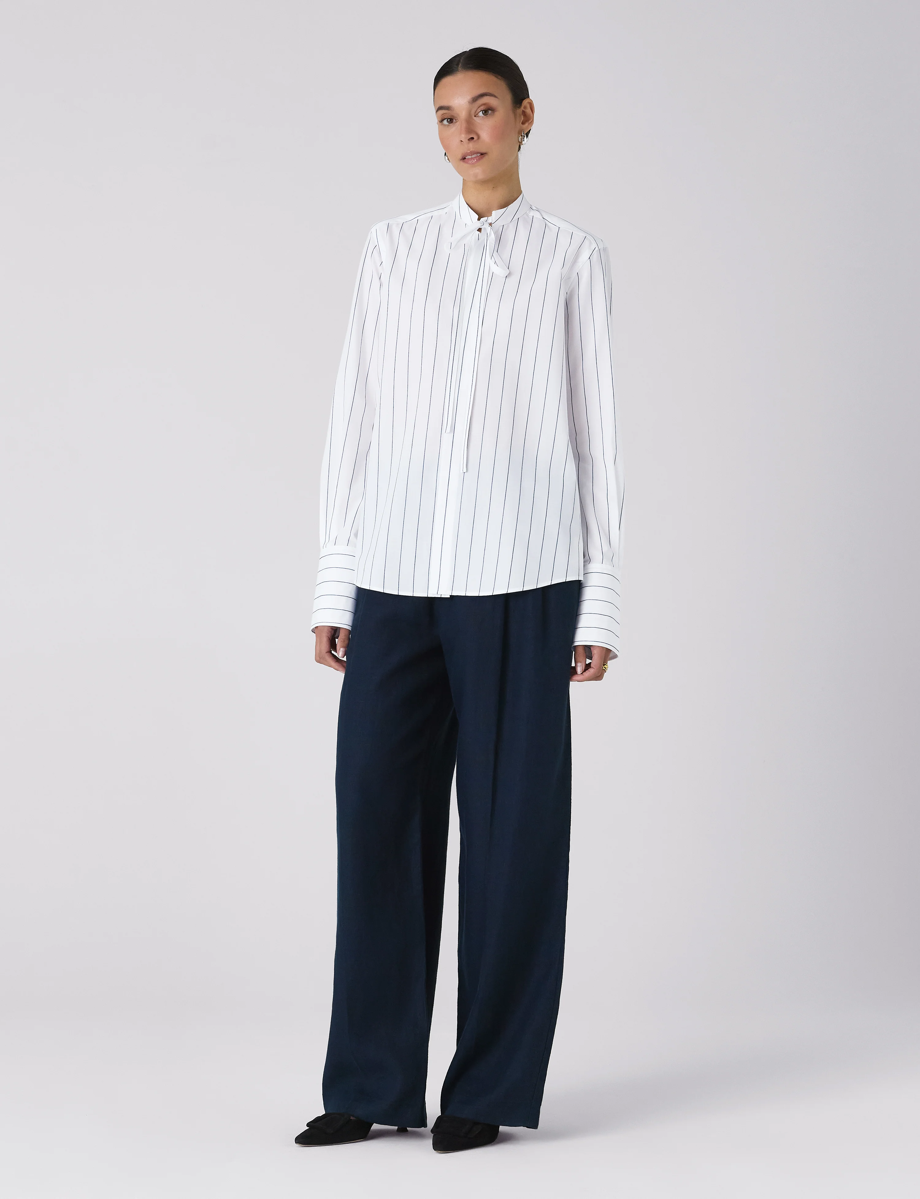 The Boyfriend Bow Tie: Fine Poplin, Blue and White Stripe - Image 5