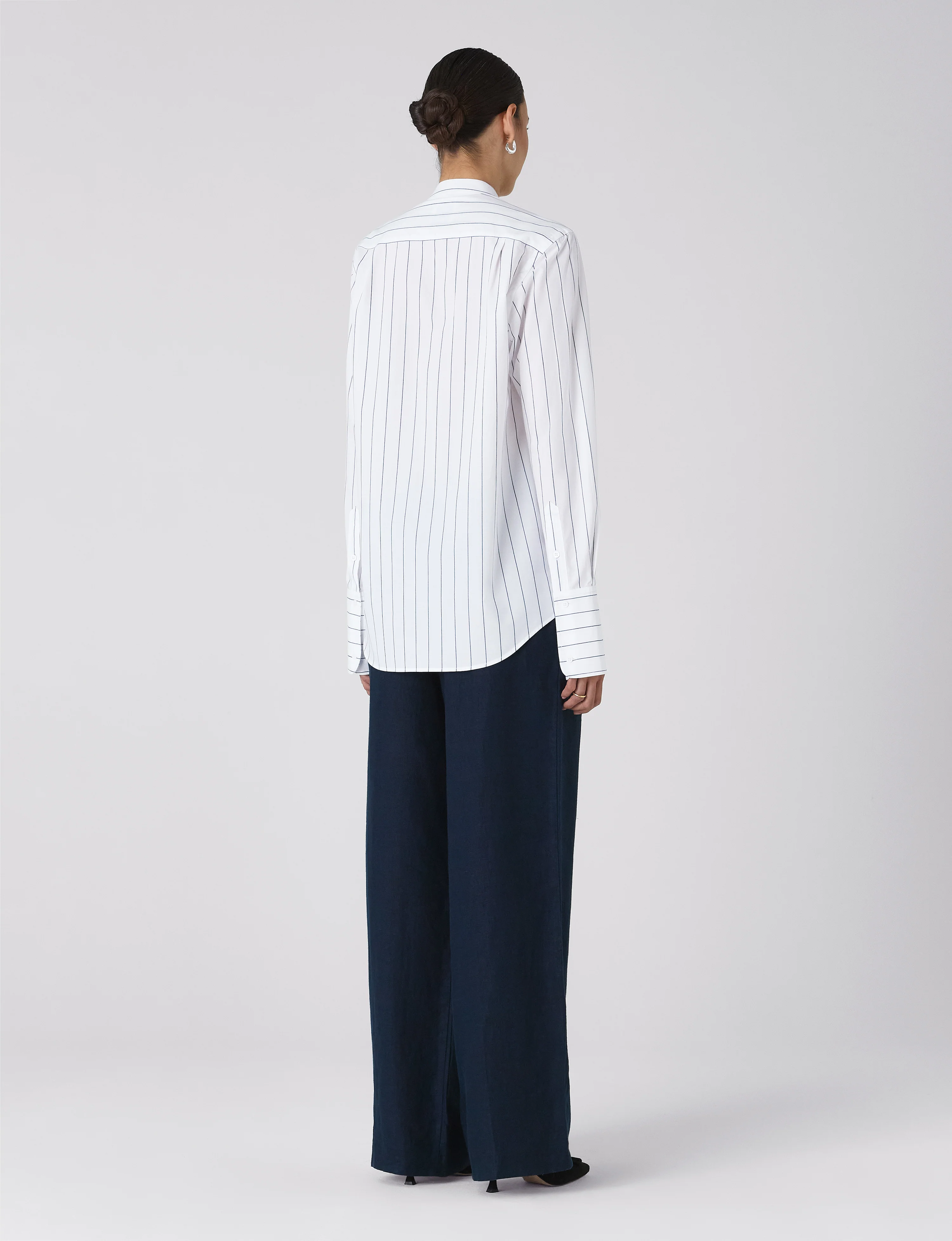 The Boyfriend Bow Tie: Fine Poplin, Blue and White Stripe - Image 7