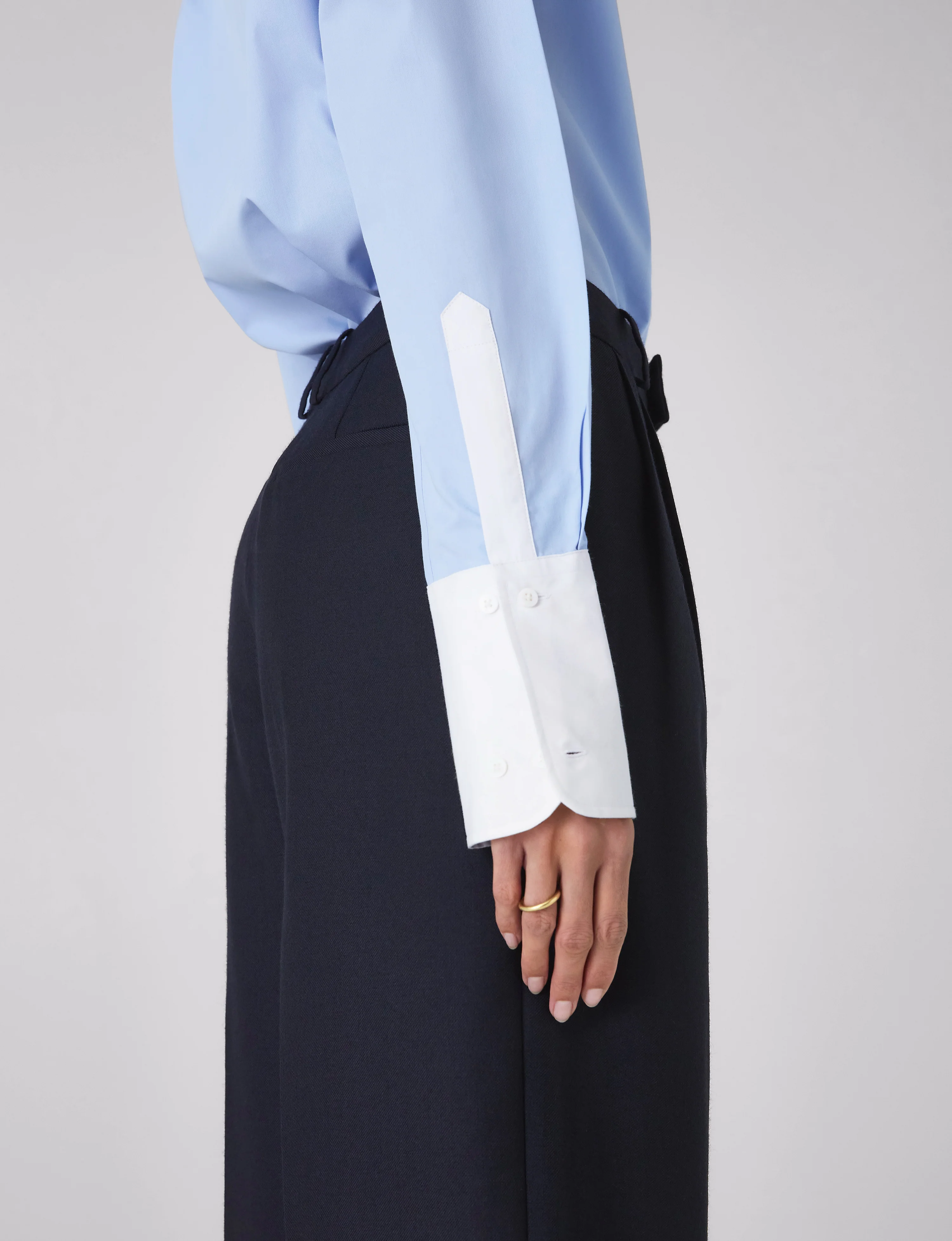 The Boyfriend Contrast Exaggerated Cuff and Collar: Fine Poplin, Sky Blue - Image 6