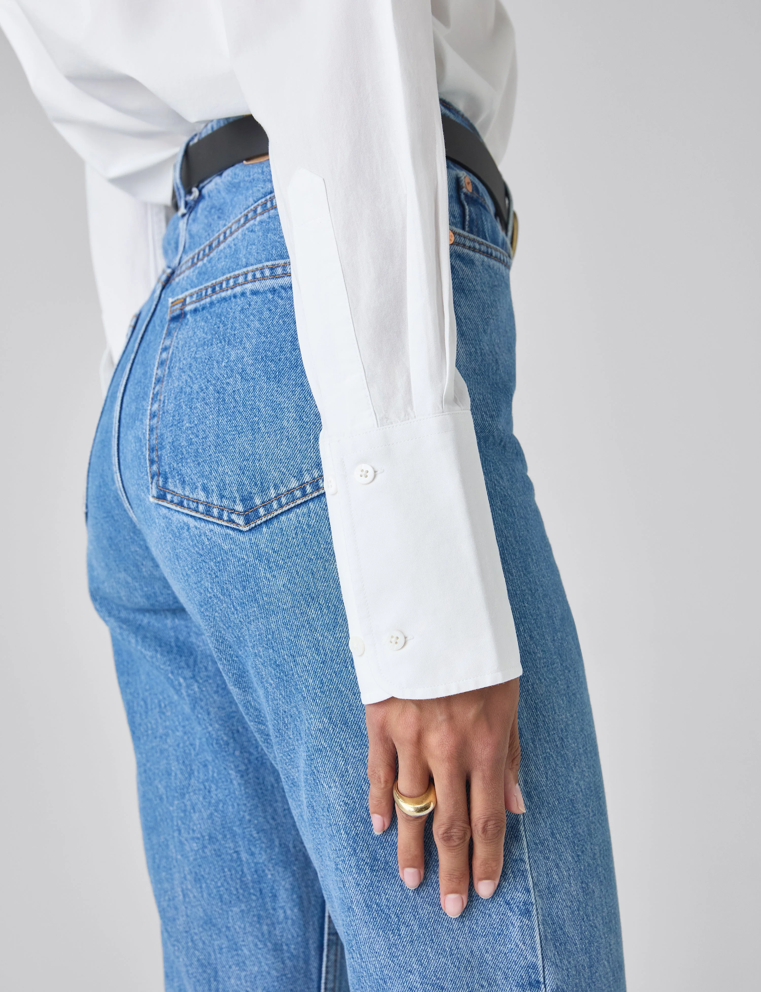 The Boyfriend Exaggerated Cuff: Fine Poplin, White - Image 4
