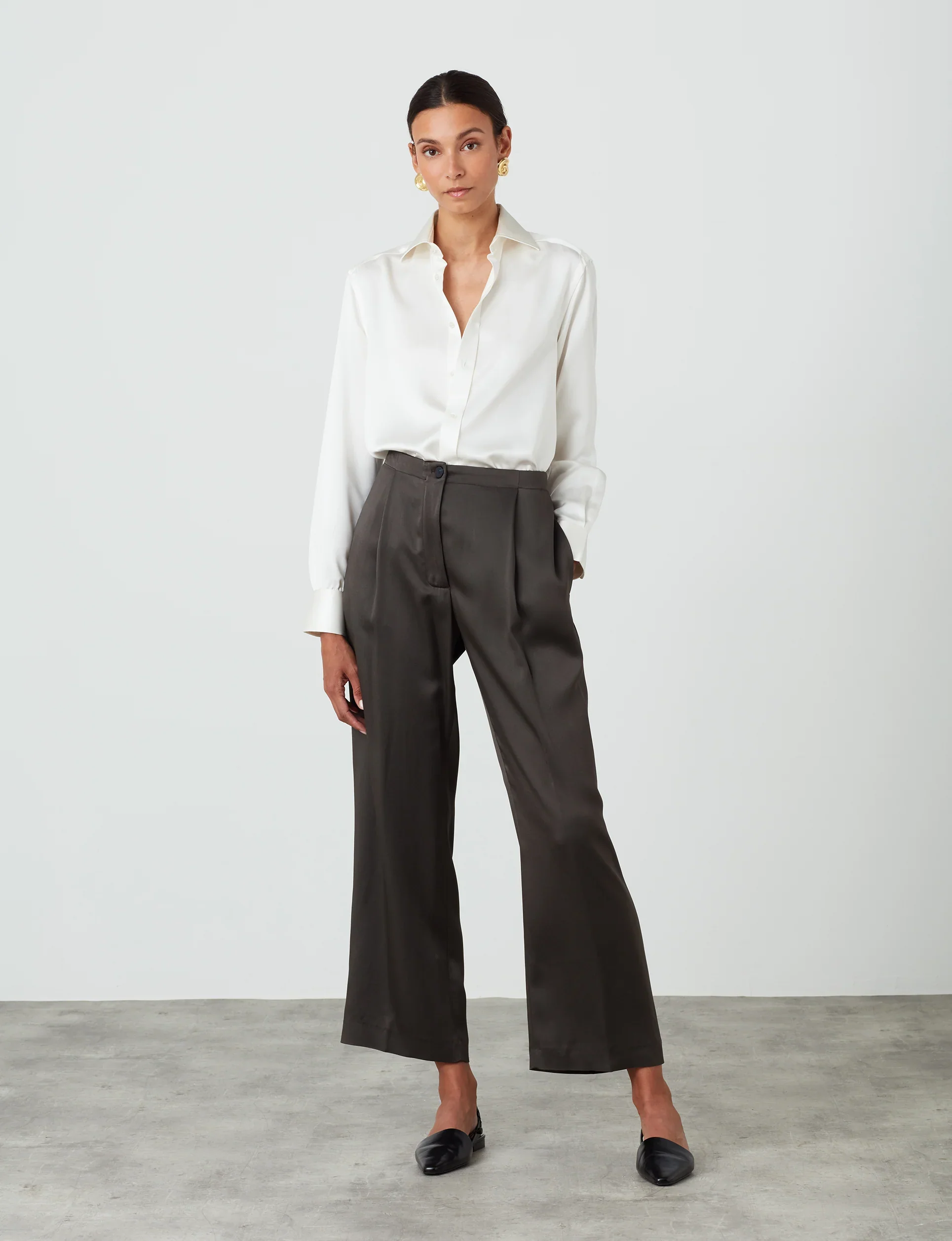 The Boyfriend: Silk Satin, Pearl - Image 5